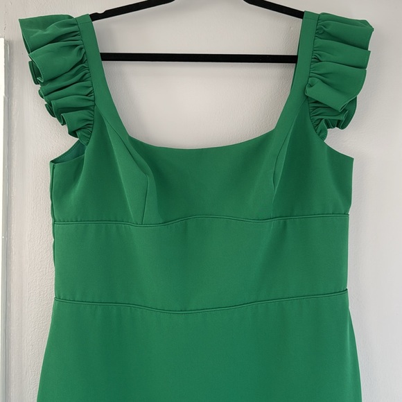 IEENA FOR MAC DUGGAL
Green Ruffle Cap Sleeve Open Back Column Gown 14 - Picture 12 of 14